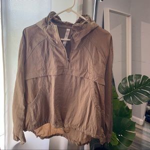 Lululemon windbreaker